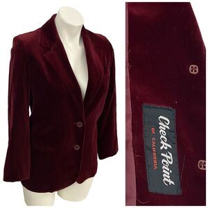 Women’s Vintage Red Velvet Blazer - Holiday Party Perfection!